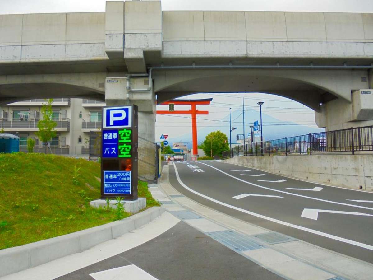 富士宮 市 神田 川 観光 駐 車場